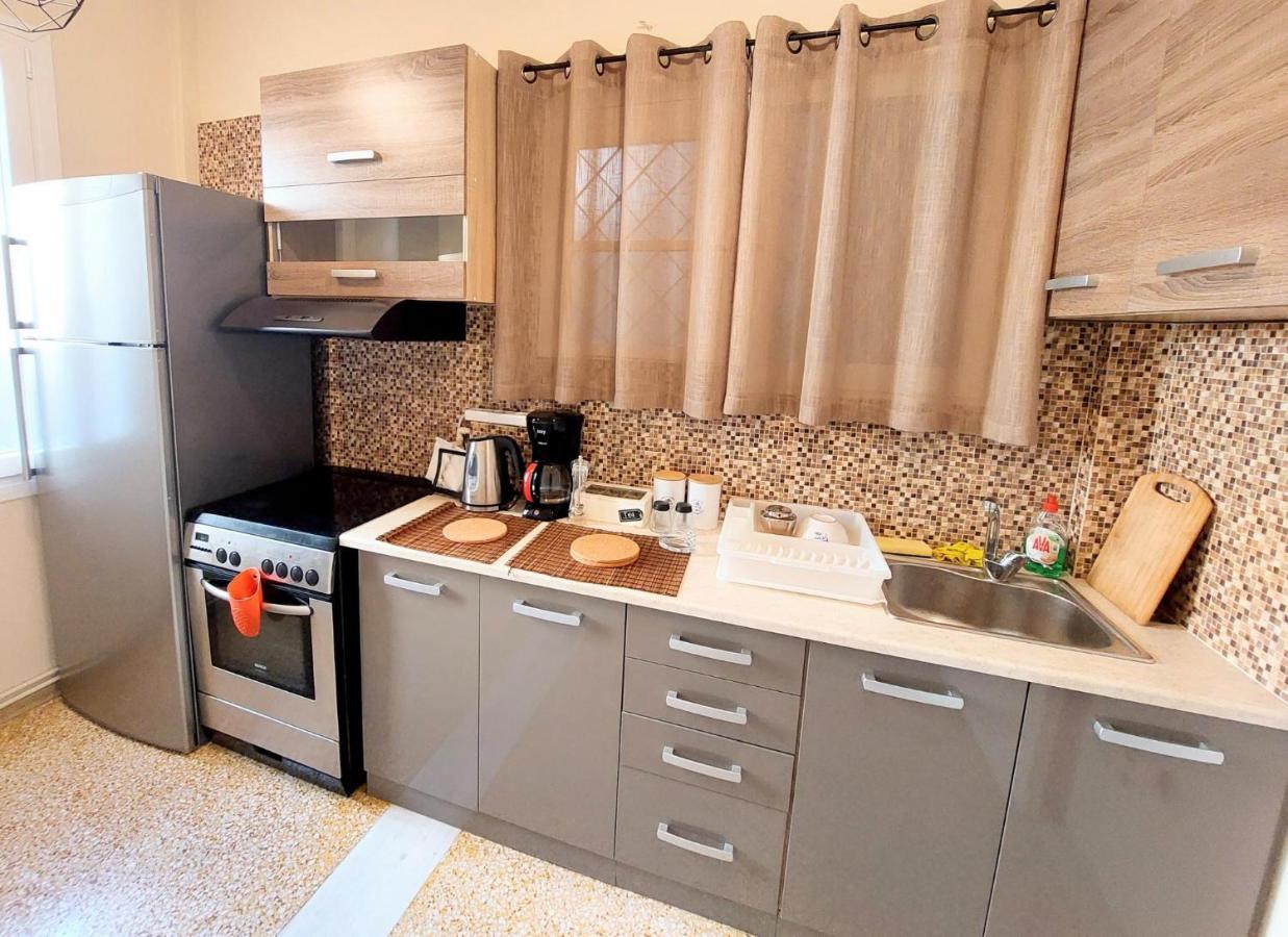 Grand Apartment In Parliament Square Athens Luaran gambar