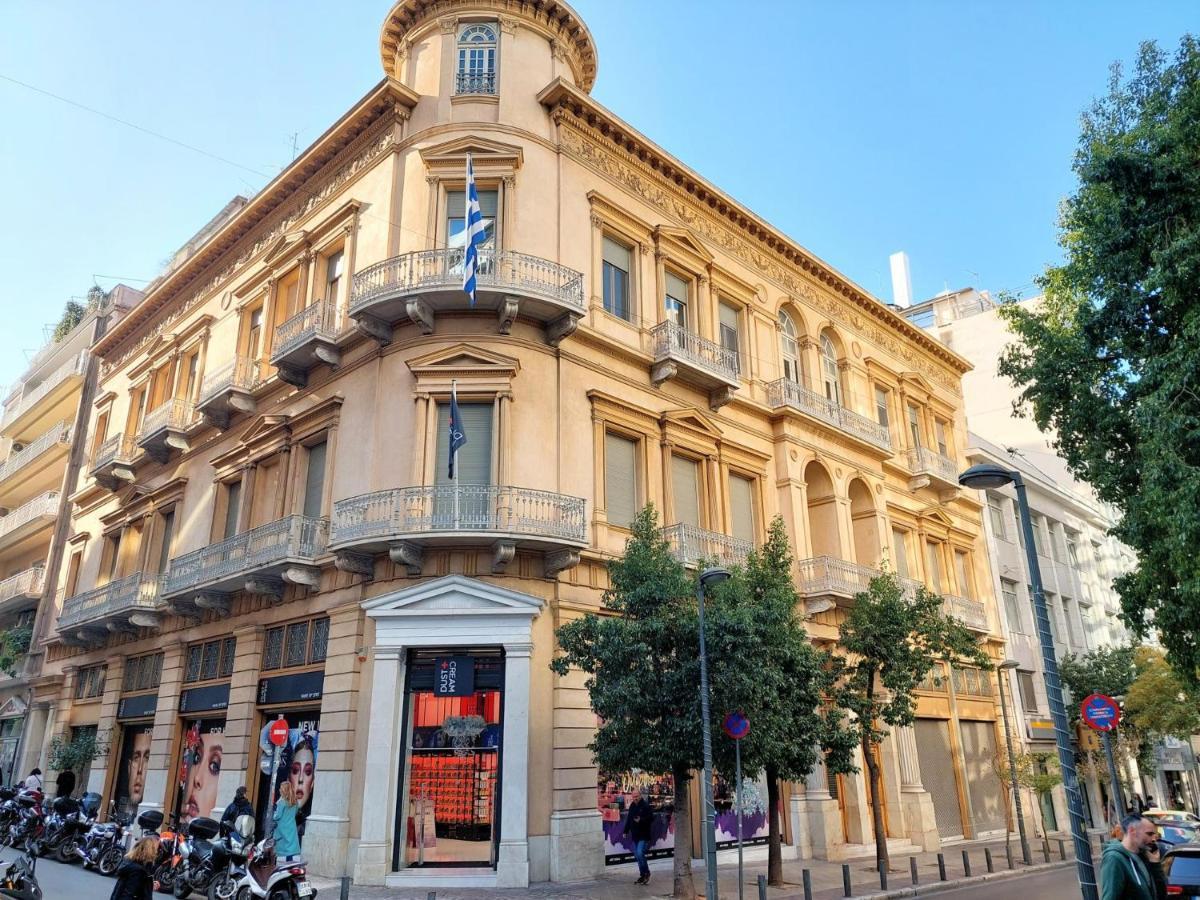 Grand Apartment In Parliament Square Athens Luaran gambar
