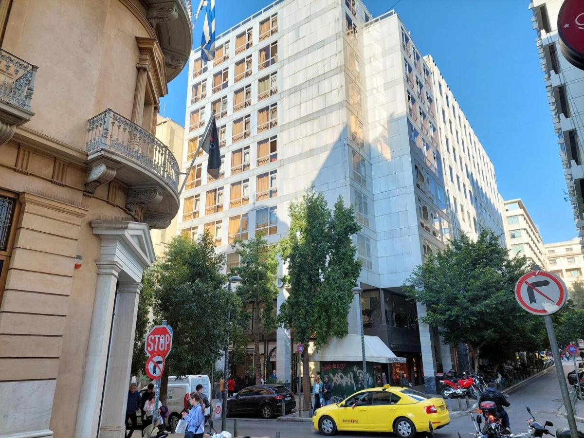 Grand Apartment In Parliament Square Athens Luaran gambar